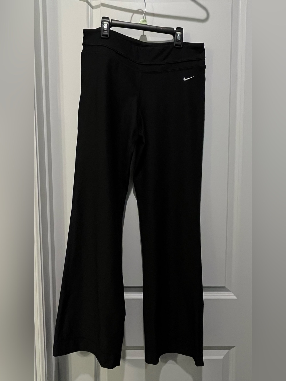 Women’s NIKE DRY - FIT  Activewear Black Flare - Leg  High -Waist Pants Size M